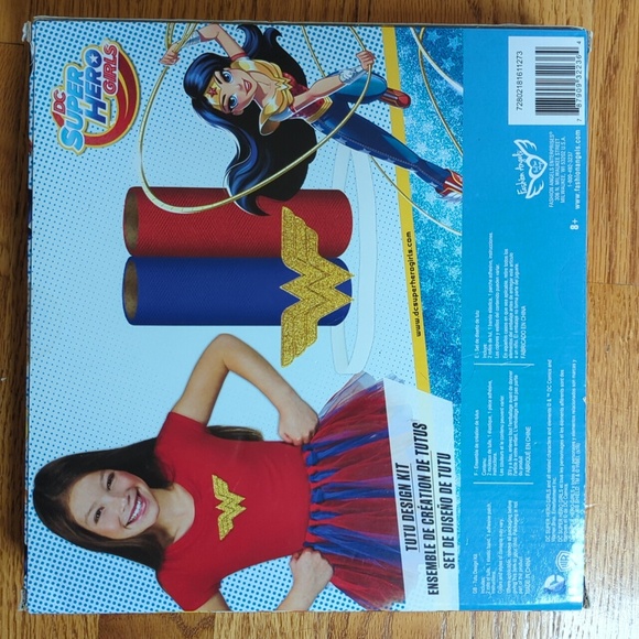 DC Super Hero Girls Wonder Woman Tutu Kit - Picture 2 of 5
